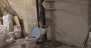 Демонтаж сантехкабины в панельном доме - цена от 1046 рублей | Сварной-Птр